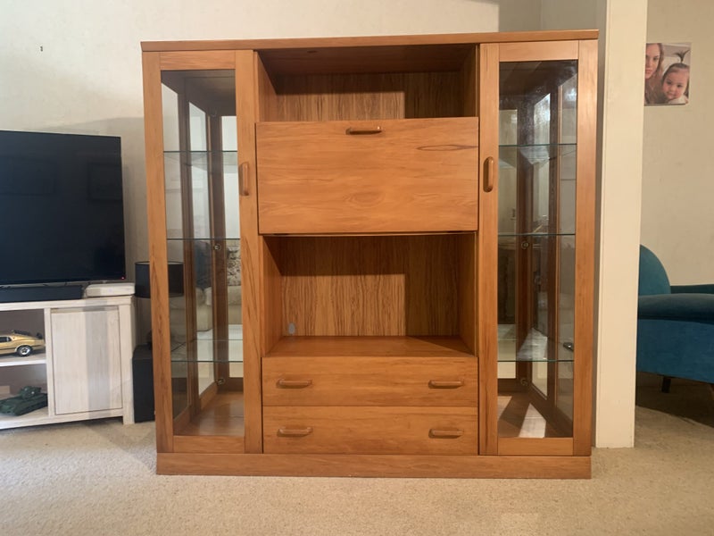 RIMU DISPLAY - ENTERTAINMENT CABINET62933729968257114