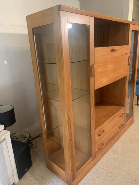 RIMU DISPLAY - ENTERTAINMENT CABINET62933729968257111
