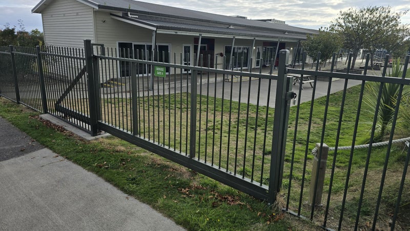 Cantilever Gate Heavy Duty.62932726763266119