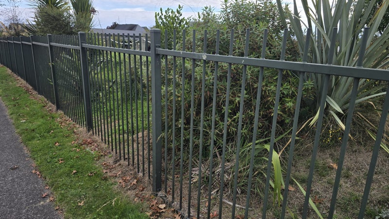 Cantilever Gate Heavy Duty.62932726763266114