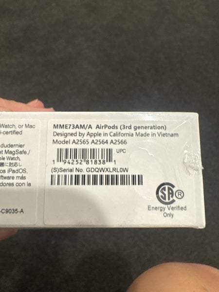 AirPods gen 362937628652418114