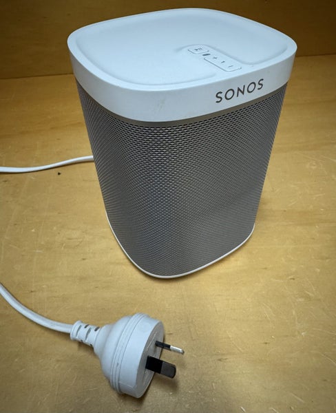 Sonos Play 1 and Play 362932728130945113
