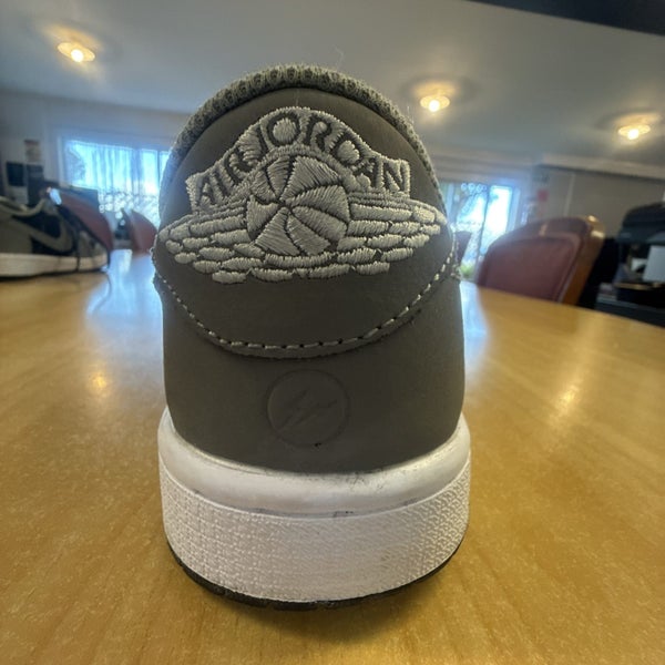 Travis Scott Air Jordan 1 Low sneakers62932728779266112