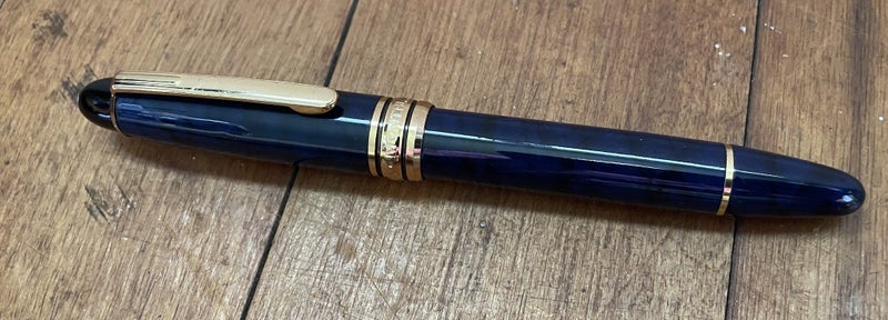 Montblanc Meisterstück Ballpoint Pen – Blue Marbled Resin with Gold Trim Carousel 1