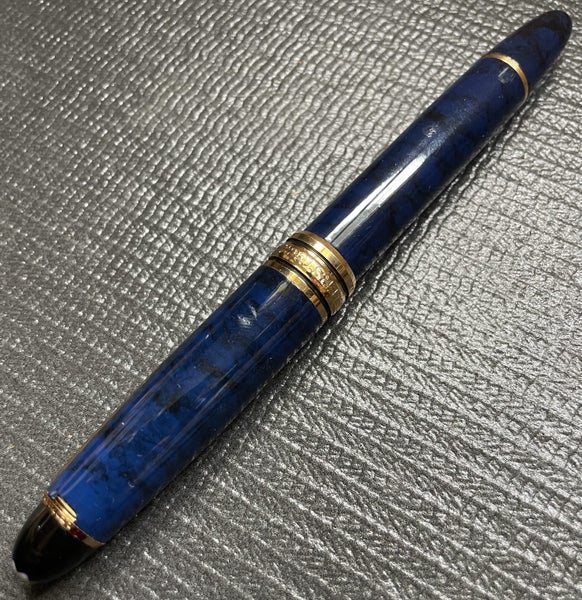 Montblanc Meisterstück Ballpoint Pen – Blue Marbled Resin with Gold Trim Carousel 2