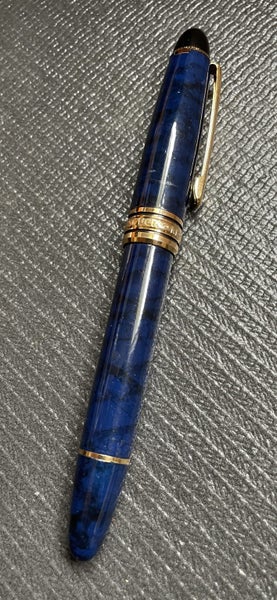 Montblanc Meisterstück Ballpoint Pen – Blue Marbled Resin with Gold Trim Carousel 20