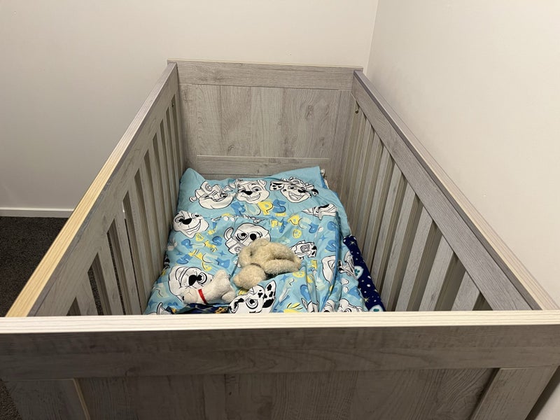 Cot turns into toddler bed Carousel 2