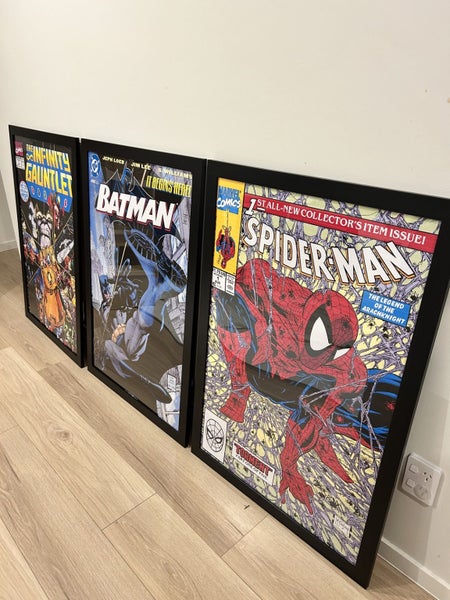 Marvel and DC Framed Comic Book Poster -60x90cm Carousel 1