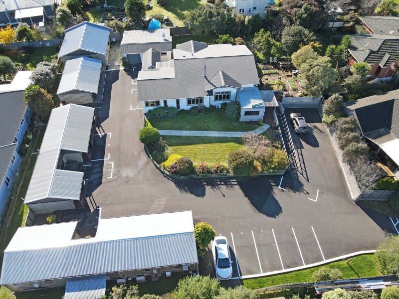 Image 1 of 20