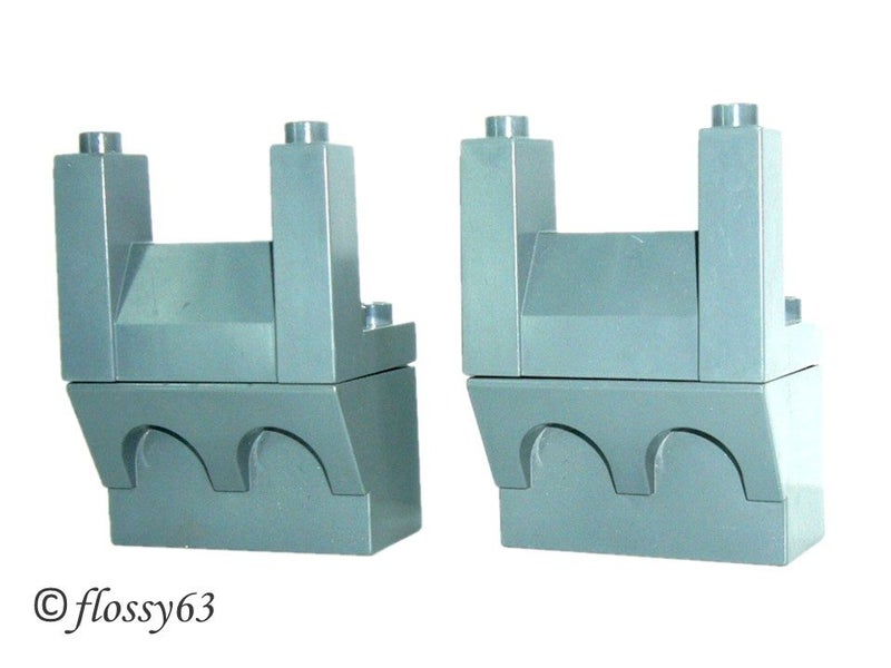 ®™DUPLO - 4 Pieces From Castle Sets ~Retired 2005 / 2006~ Carousel 1