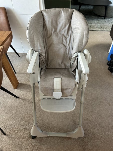 Chicco baby’s high chair62931717601794111