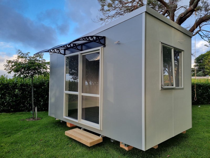 BRAND NEW FULLY INSULATED CABIN 4.2M X 2.4M Carousel 1