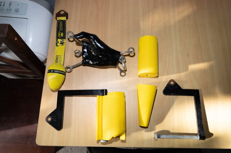 Armwrestling Table, Pulley System and Handles63003996889219112