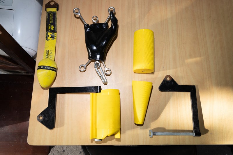 Armwrestling Table, Pulley System and Handles63003996889219113