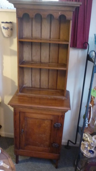 CUTE VINTAGE KAURI CABINET MINI HUTCH DRESSER Carousel 1