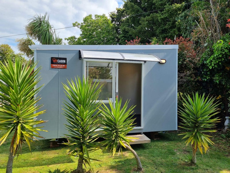 BRAND NEW FULLY INSULATED CABIN 4.2M X 2.4M Carousel 2