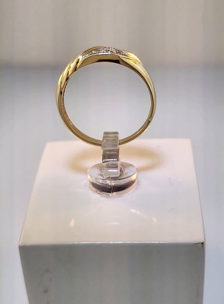 Yellow Gold & Diamond Band Carousel 2