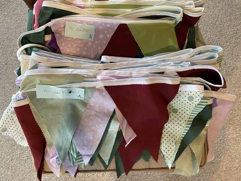 70 mtrs. of Bunting.62931718511491111