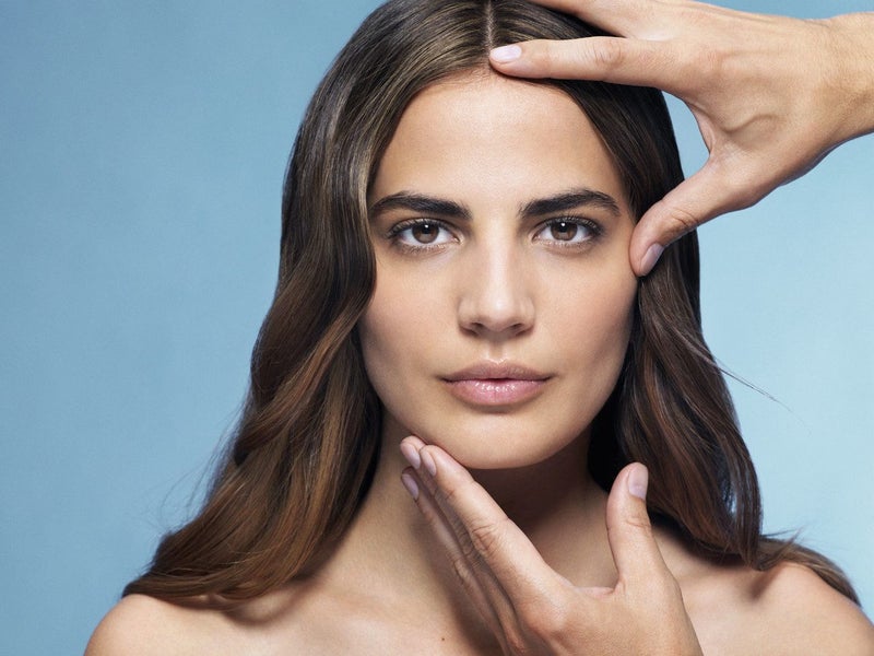 La Roche-Posay(R) Redermic Retinol Anti-Ageing Moisturiser 30ml Carousel 5