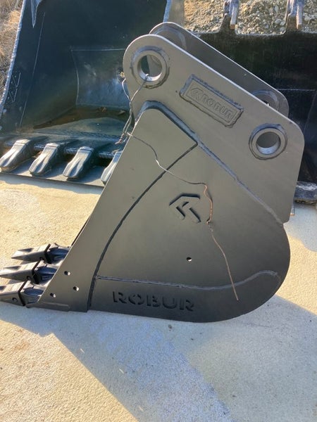 5-7Ton Robur Trench Bucket Carousel 2