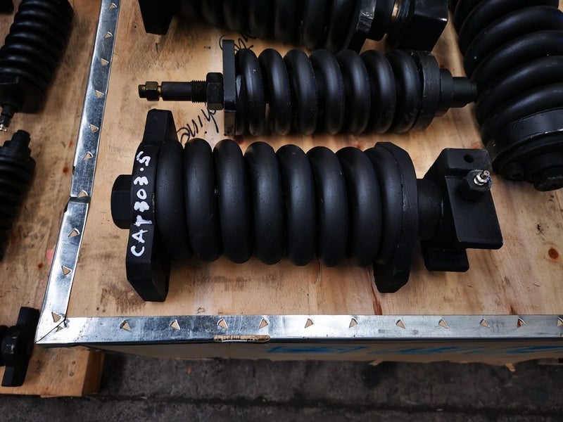 Track Adjuster for CAT Doosan Hitach Kubota Kobelco Komatsu Sumitomo in Auckland Carousel 1