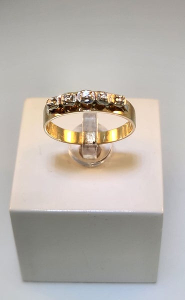 5 Diamond Yellow Gold Ring Carousel 1