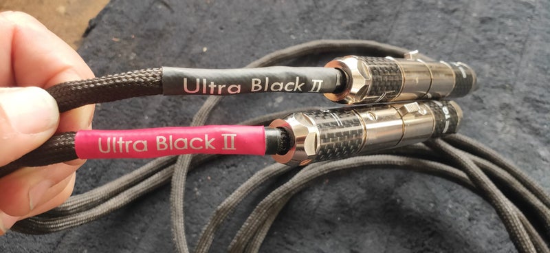 Tellurium Q Ultra Black II XLR,2 mtr pair62931719605633111