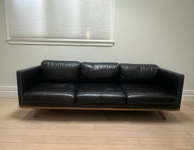 2 x Nood Aspen 3 Seater Couches62932732746113112