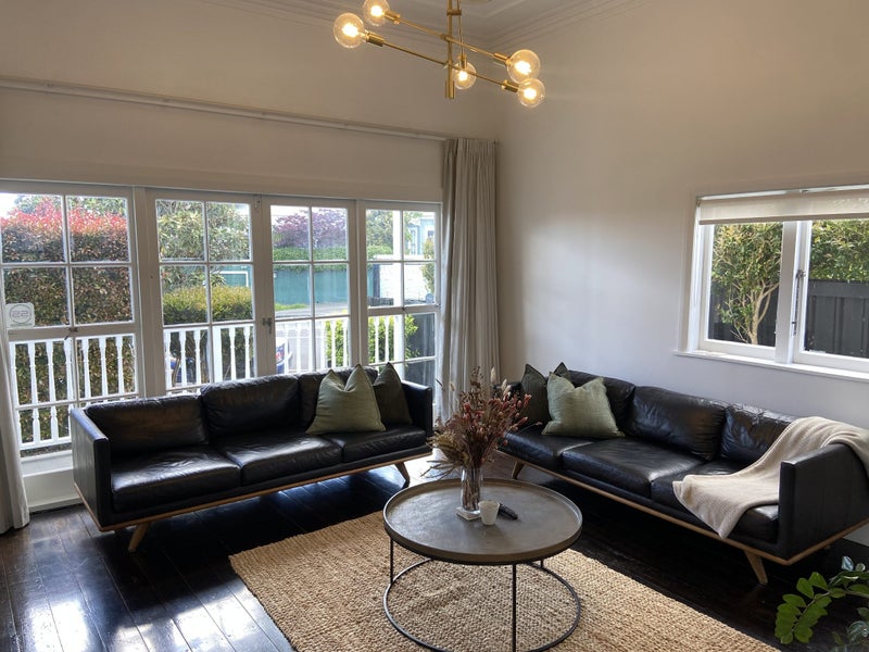 2 x Nood Aspen 3 Seater Couches62932732746113114