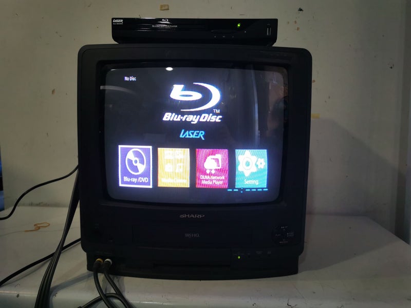 Sharp 13" VHS Viedo VCR CRT TV Combo (VT-3428X) Carousel 1