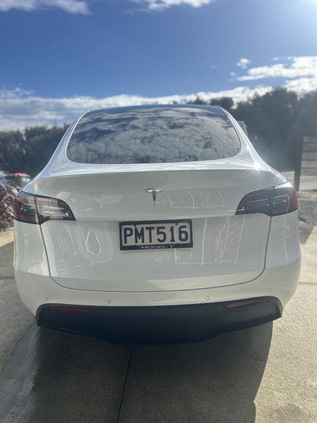 2022 Tesla Model Y Rear Wheel Drive63612508011522113