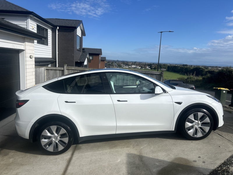 2022 Tesla Model Y Rear Wheel Drive63612508011522111