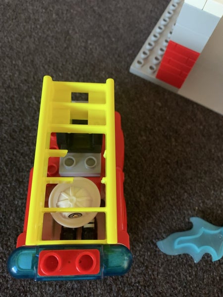 Duplo fire station 10970 Carousel 5