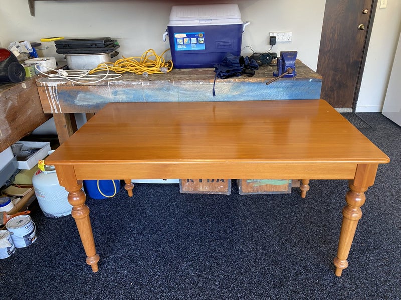 Dining table Kauri Rose and Heather62978586735489111