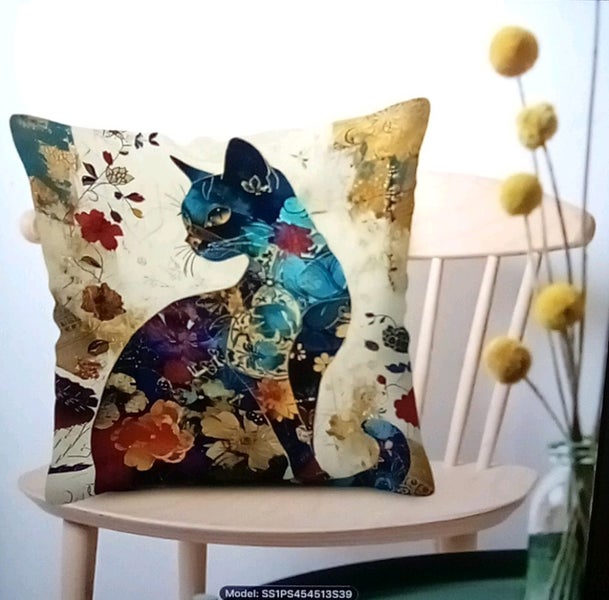 THE CATTAGE -Gorgeous Exotic Cat Cushion Cover Add Beauty To Any Room/Car/Office Carousel 1