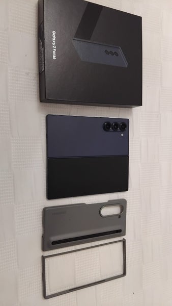 Samsung Galaxy Z Fold6 512GB Navy + S Pen Case – MINT!629337338813471114