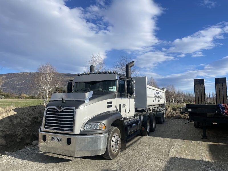 2006 Mack Vision – Reliable Workhorse63612508735619110