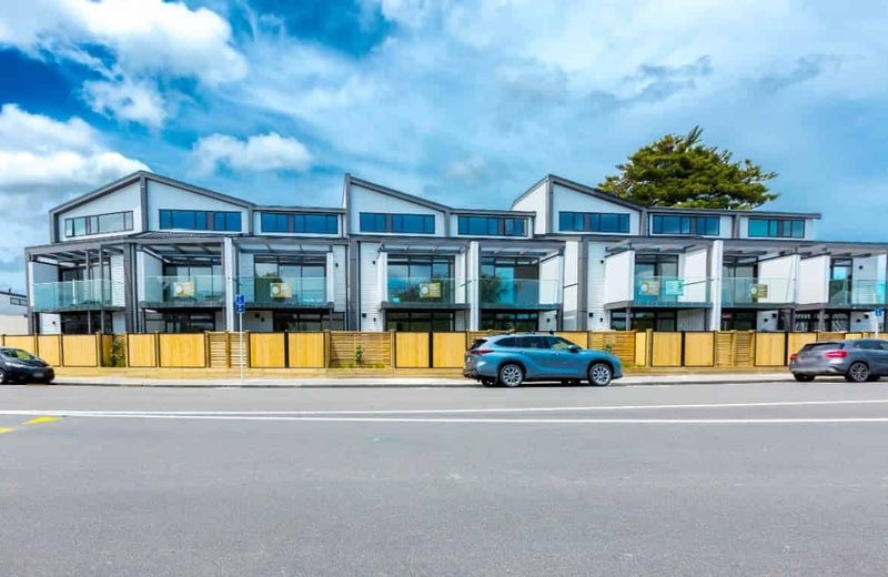 Lower Hutt, 3 bedrooms62932735043203113