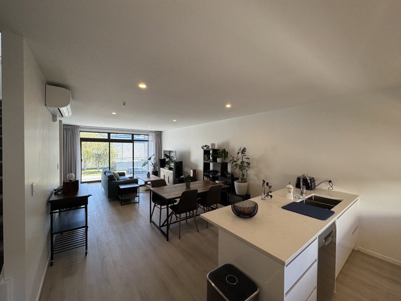 Lower Hutt, 3 bedrooms62932735043203111
