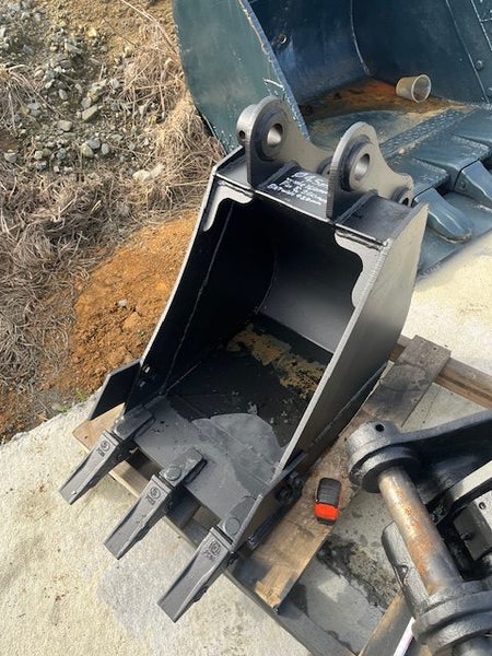 GP Bucket 3-5Ton Carousel 2