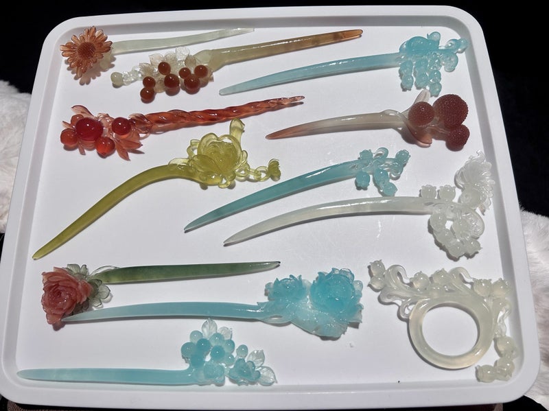 Jade hairpin Carousel 18