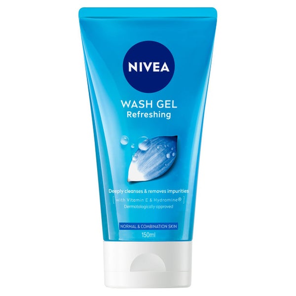 NIVEA Refreshing Face Wash Gel Cleanser 150ml Carousel 1