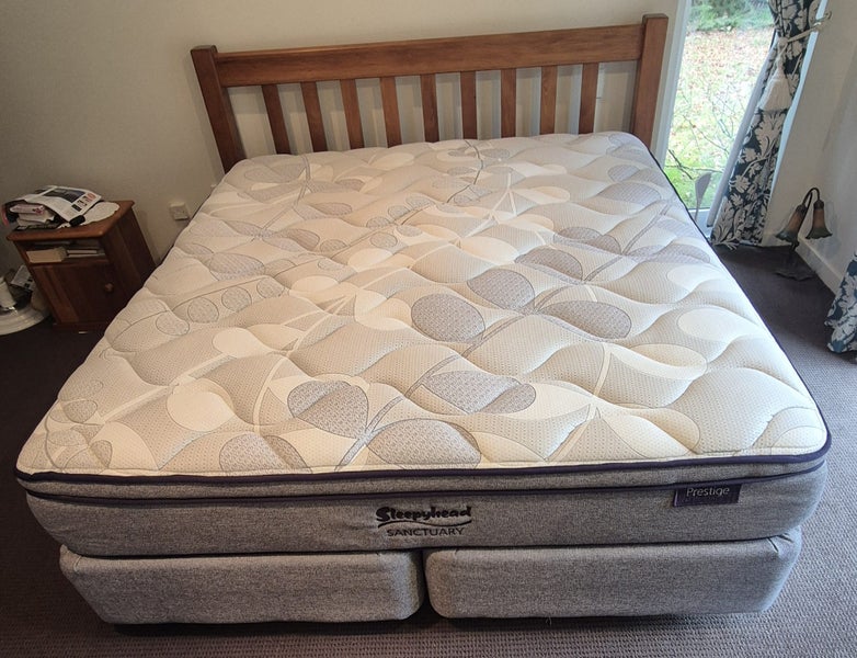 Super King Mattress with Twin Base Plus Headboard63039328518019113