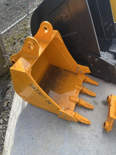 5-7 Ton Bucket Carousel 1