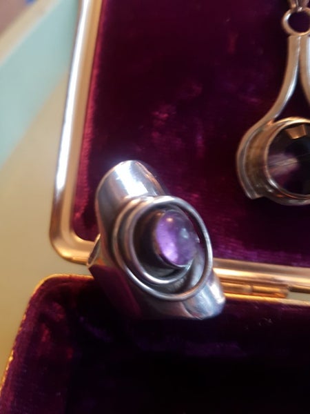 Silver retro 925 ring and necklace. Carousel 2