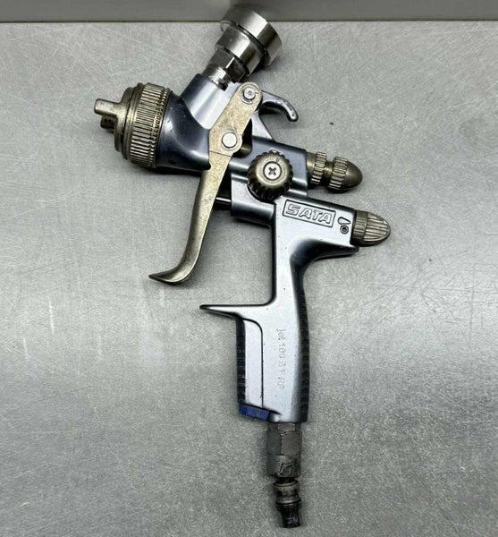 SATA Jet 100 B F RP Spray Gun Carousel 1