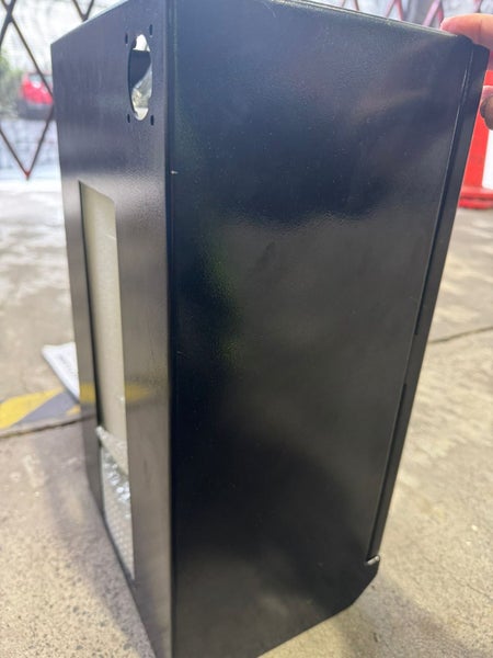Perfect Laser PEDB-100A – Compact Fibre Laser Marking Machine (NZ Stock) Carousel 2