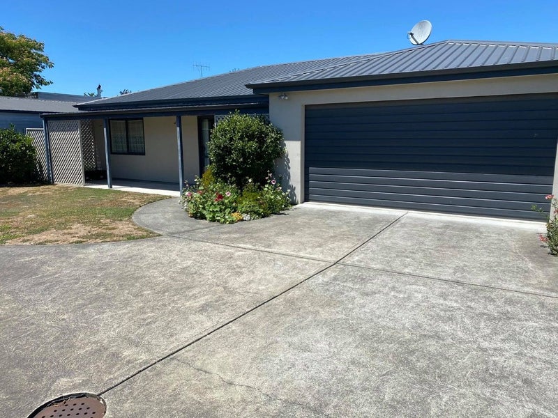 Image 1 of 16
