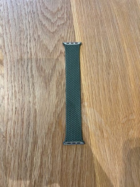 Apple Inverness Green Braided Solo Loop, 44-mm — Size 8 Carousel 1
