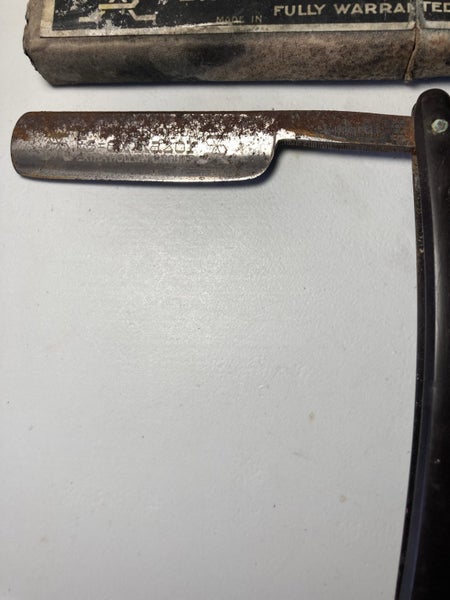 The ES-EX RAZOR extra hollow- vintage German made with box Carousel 2